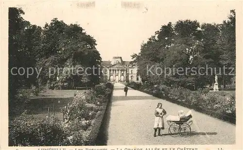AK / Ansichtskarte Luneville La Grande Allee et le Chateau Luneville