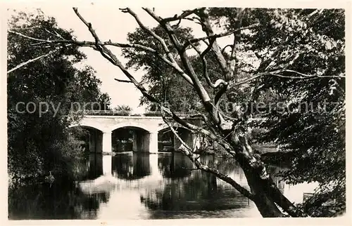 AK / Ansichtskarte Salbris Pont du Chemin de fer sur la Sauldre Salbris