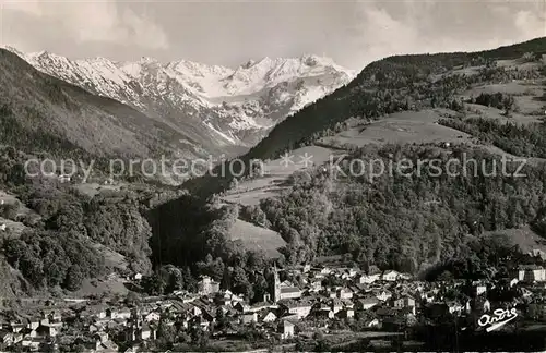 AK / Ansichtskarte Allevard_les_Bains_Isere Vue generale et Glacier de Gleyzin Alpes Allevard_les_Bains_Isere
