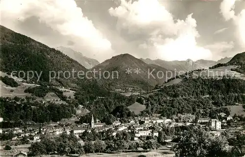 AK / Ansichtskarte Allevard_les_Bains_Isere Vue generale Dans son nid de verdure Alpes Allevard_les_Bains_Isere