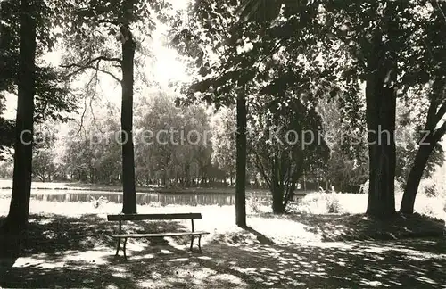 AK / Ansichtskarte Lons le Saunier_Jura Un coin du Parc Lons le Saunier_Jura