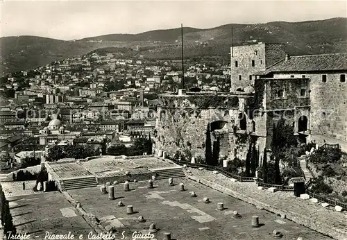 AK / Ansichtskarte Trieste Pazzale Castello San Giusto Trieste