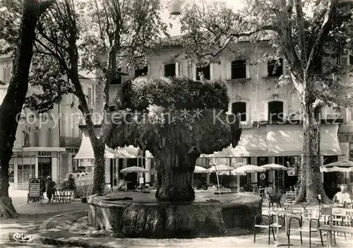 AK / Ansichtskarte Salon de Provence Fontaine Moussue Salon de Provence