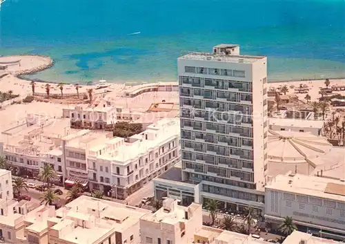 AK / Ansichtskarte Sousse Avenue Bourguibo Sousse Palace Sousse