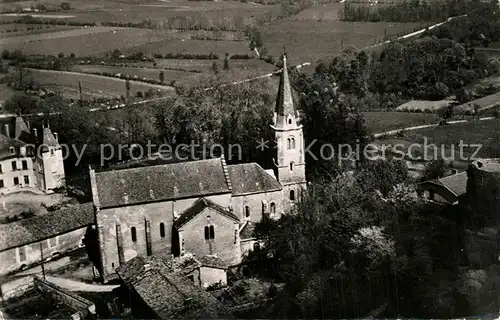 Colombier Saugnieu Eglise et Chateau Colombier Saugnieu