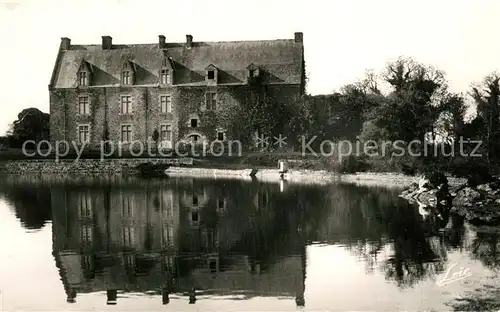 Paimpont Chateau et Etang de Comper Paimpont