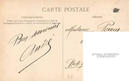 Montargis_Loiret Un bras du Loing vieilles maisons Montargis Loiret