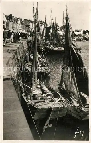 AK / Ansichtskarte Le_Pouliguen Bateaux de peche Quai Le_Pouliguen