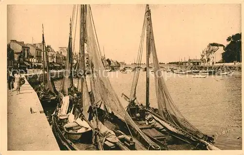 AK / Ansichtskarte Le_Pouliguen Le Port Bateaux de peche Le_Pouliguen