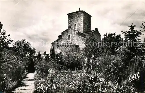 AK / Ansichtskarte Germigny des Pres Eglise Abside vue du jardin du Presbytere Germigny des Pres