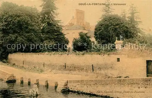 AK / Ansichtskarte Doue la Fontaine L Abreuvoir Doue la Fontaine