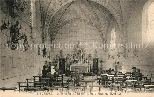 AK / Ansichtskarte Doue la Fontaine Le Bosquet Interieur de la Chapelle Doue la Fontaine