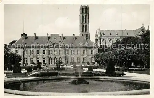 AK / Ansichtskarte Limoges_Haute_Vienne Le Palaisde lEveche et la Cathedrale Saint Etienne Limoges_Haute_Vienne