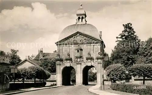 AK / Ansichtskarte Langres La Porte des Moulins Langres