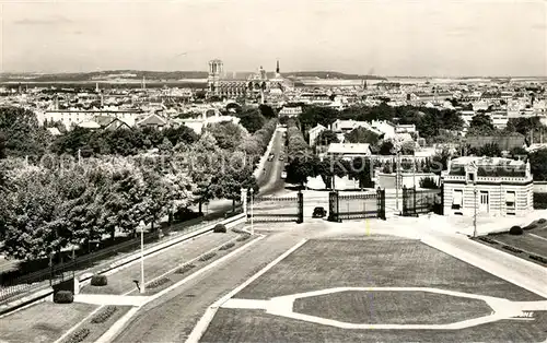 AK / Ansichtskarte Reims_Champagne_Ardenne Vue panoramique sur la Cathedrale prise des Caves Pommery Reims_Champagne_Ardenne