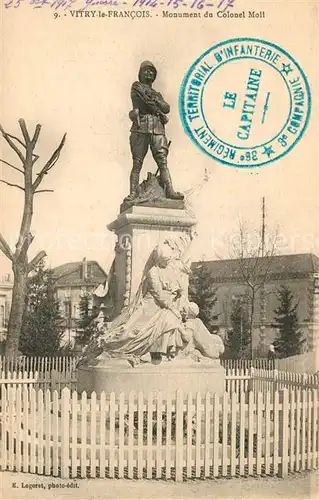 AK / Ansichtskarte Vitry le Francois Monument du Colonel Moll Vitry le Francois