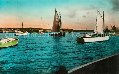 AK / Ansichtskarte Granville_Manche Le Port Bateaux Granville_Manche