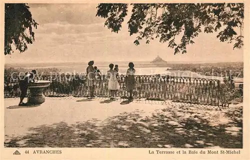 AK / Ansichtskarte Avranches La Terrasse et la Baie du Mont Saint Michel Avranches