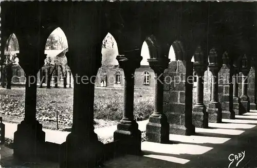 AK / Ansichtskarte Mortain Abbaye Blanche Le Cloitre XIIe siecle Mortain