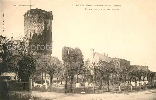 AK / Ansichtskarte Bricquebec Ensemble du Chateau Bricquebec