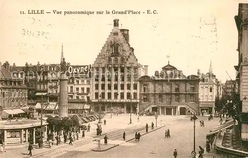 AK / Ansichtskarte Lille_Nord Panorama Grand Place Lille_Nord