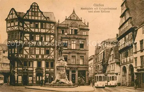 AK / Ansichtskarte Giessen_Lahn Marktplatz mit Kriegerdenkmal und Rathaus Giessen_Lahn