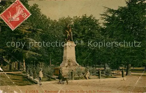 AK / Ansichtskarte Agen_Lot_et_Garonne Monument des Mobiles et Place de la Prefecture Agen_Lot_et_Garonne