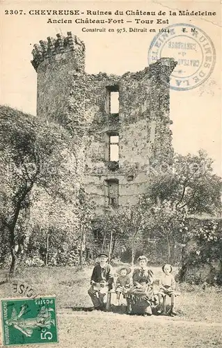 AK / Ansichtskarte Chevreuse Ruines du Chateau de la Madeleine ancien chateau fort Chevreuse