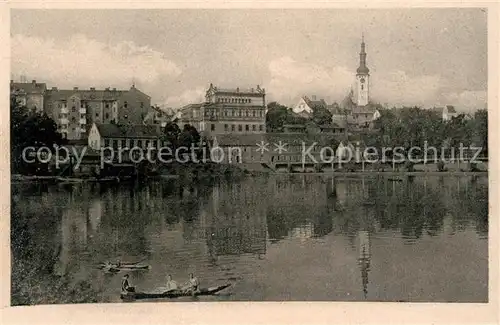 AK / Ansichtskarte Tabor_Suedboehmen Partie am Fluss Blick zur Stadt Tabor Suedboehmen