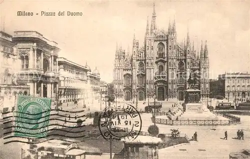 AK / Ansichtskarte Milano Piazza del Duomo Milano