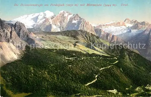 AK / Ansichtskarte Pordoijoch Dolomitenstrasse mit Marmolata Pordoijoch