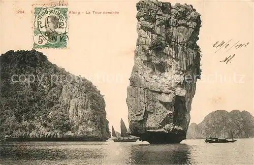 Along_Vinh_Ha_Long La Tour penchee 