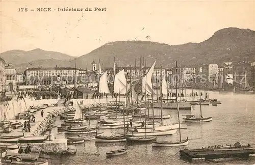 Nice_Alpes_Maritimes Interieur du Port Nice_Alpes_Maritimes