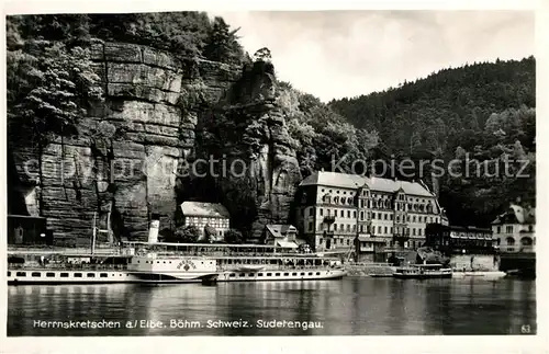 Herrnskretschen_Boehmen Blick ueber die Elbe Dampfer Hotel Felsen 
