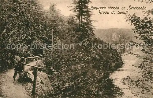 AK / Ansichtskarte Semil_Tschechien Riegrova stezka ze Zelezneho Landschaftspanorama Weg Fluss Semil Tschechien
