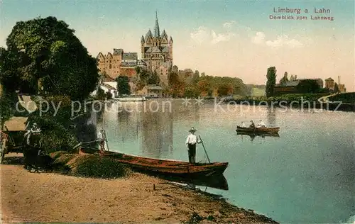 Limburg_Lahn Domblick vom Lahnweg Ruderboote Limburg_Lahn
