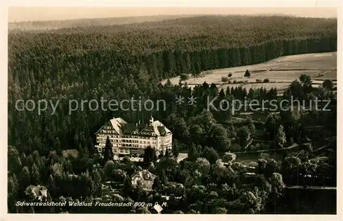 AK / Ansichtskarte Freudenstadt Fliegeraufnahme Schwarzwaldhotel Waldlust Freudenstadt