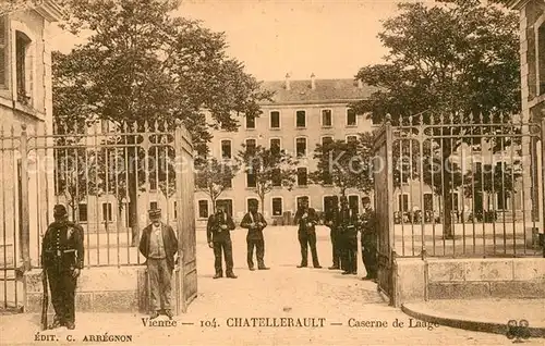 AK / Ansichtskarte Chatellerault Caserne de Laage Chatellerault