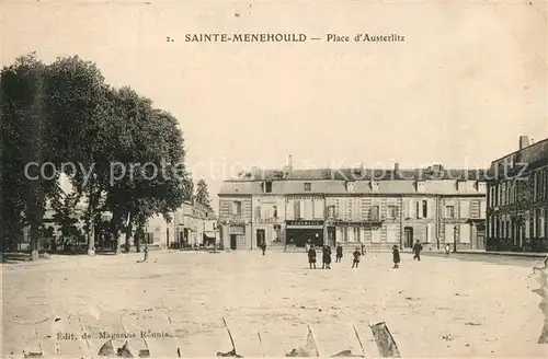 AK / Ansichtskarte Sainte Menehould Place d Austerlitz Sainte Menehould