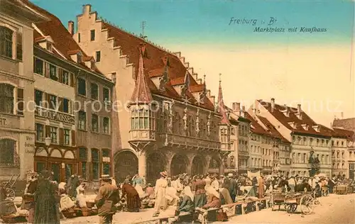 AK / Ansichtskarte Freiburg_Breisgau Marktplatz mit Kaufhaus Freiburg Breisgau
