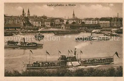 AK / Ansichtskarte Ludwigshafen_Rhein Panorama Hafen Ludwigshafen Rhein