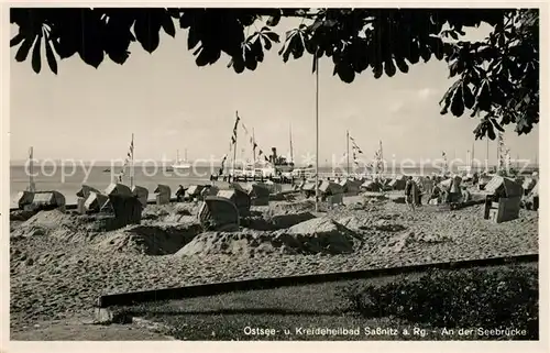 AK / Ansichtskarte Sassnitz_Ostseebad_Ruegen An der Seebruecke Sassnitz_Ostseebad_Ruegen