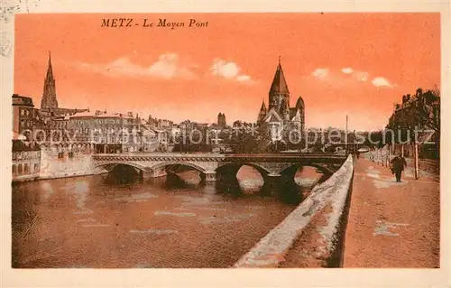 Metz_Moselle Le Moyen Pont Cathedrale Bruecke Kathedrale Metz_Moselle