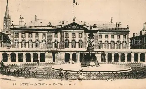 Metz_Moselle Le Theatre Fontaine Theater Brunnen Metz_Moselle