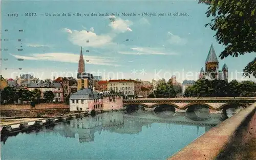 Metz_Moselle Moyen pont et ecluses Eglise Mittelbruecke Schleusen Kirche Metz_Moselle