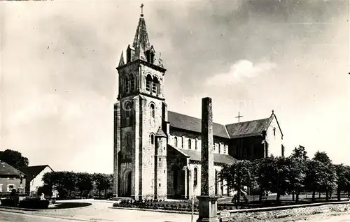 Dun les Places Eglise Monument du Souvenir Dun les Places