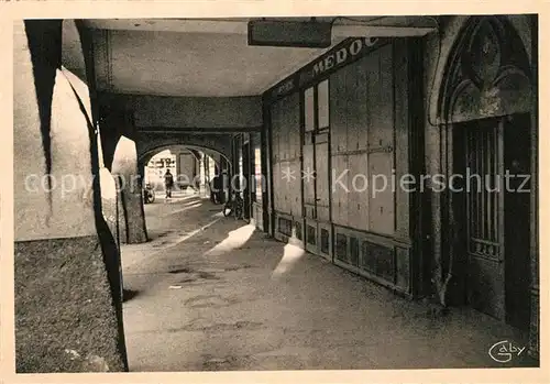 AK / Ansichtskarte Diedenhofen Marktplatz Unter den Bogen Diedenhofen