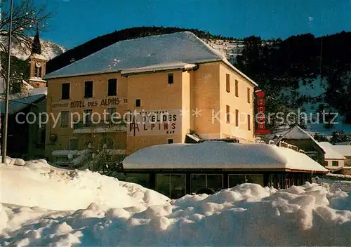 AK / Ansichtskarte Saint Julien en Beauchene Hotel Restaurant des Alpins Winter Saint Julien en Beauchene