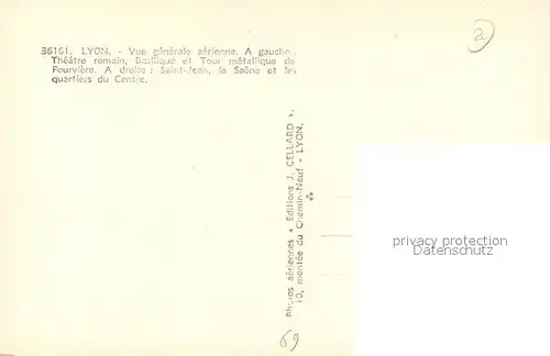 AK / Ansichtskarte Lyon_France Theatre romain Basilique Tour de Fourviere Saint Jean Saone Quartiers du Centre vue aerienne Lyon France