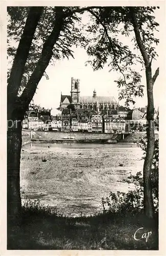 AK / Ansichtskarte Nevers_Nievre La Cathedrale vue a travers les Acacias Nevers Nievre